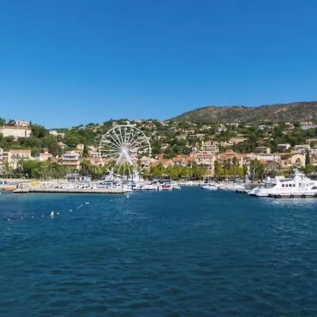 4 Pers Au Lavandou Avec Terrasse Et Climatisation - Fr-1-251-223 Apartment